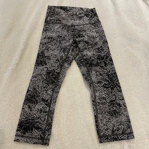 lululemon leggings size 4